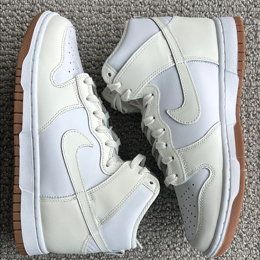 NEW Nike Dunk High Sail Gum Women's Shoes DD1869-109 2021 Size 7.5